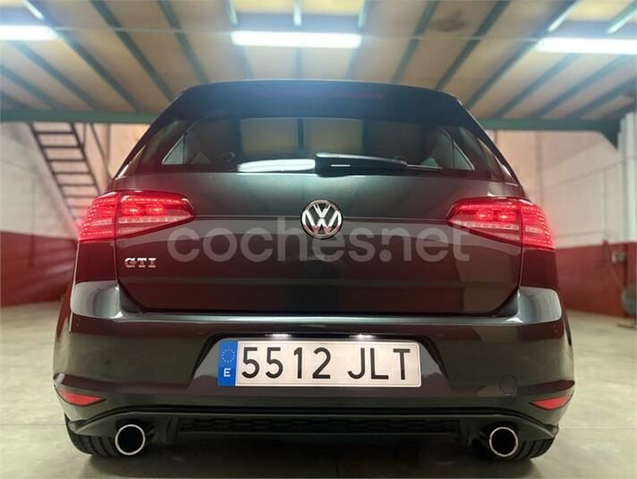 VOLKSWAGEN Golf GTI 2.0 TSI DSG BMT